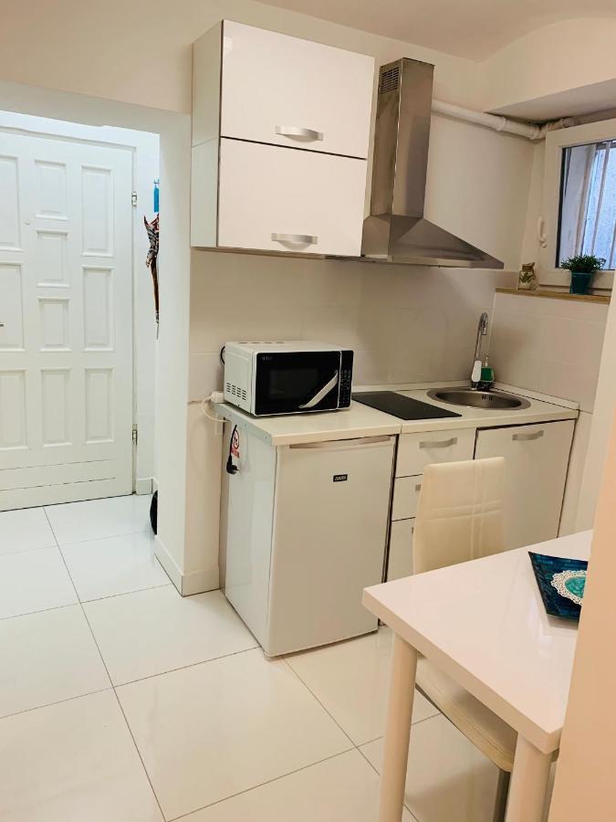 Studio Apartment Ivana Zagreb Buitenkant foto