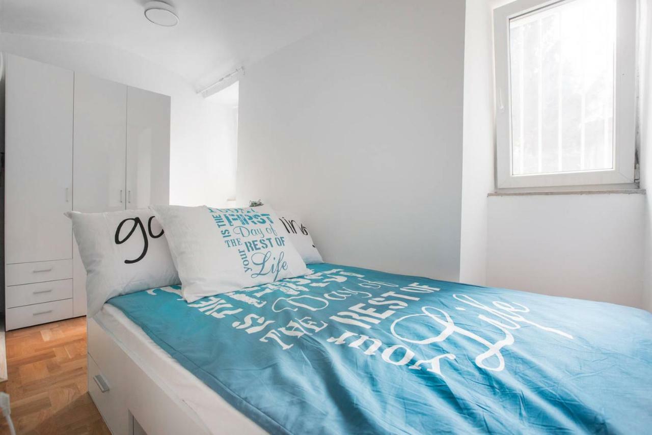 Studio Apartment Ivana Zagreb Buitenkant foto